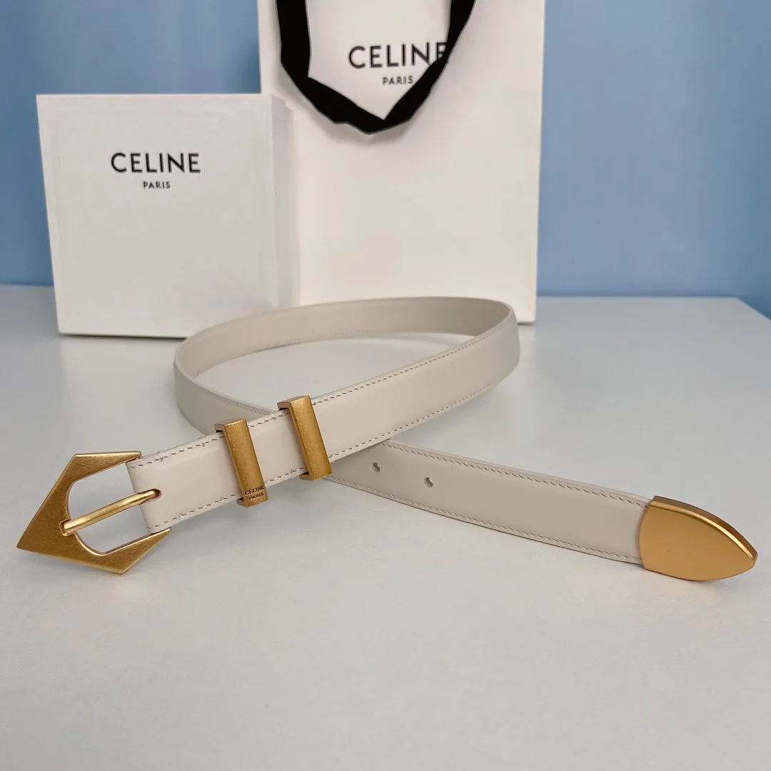 CELINE 白レザーベルト ゴールド金具 - 画像 (4)