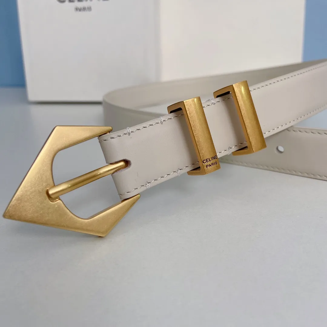 CELINE 白レザーベルト ゴールド金具 - 画像 (5)