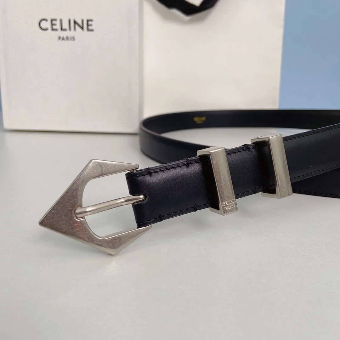 CELINE ブラックレザーベルト シルバー金具 - 画像 (4)