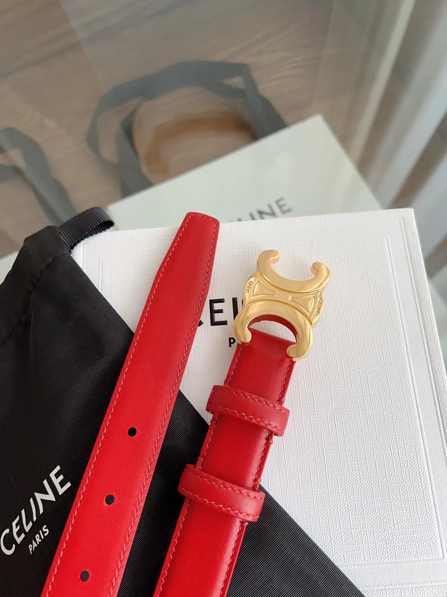 CELINE パリ レディースベルト レッド 凱旋門デザイン - 画像 (4)