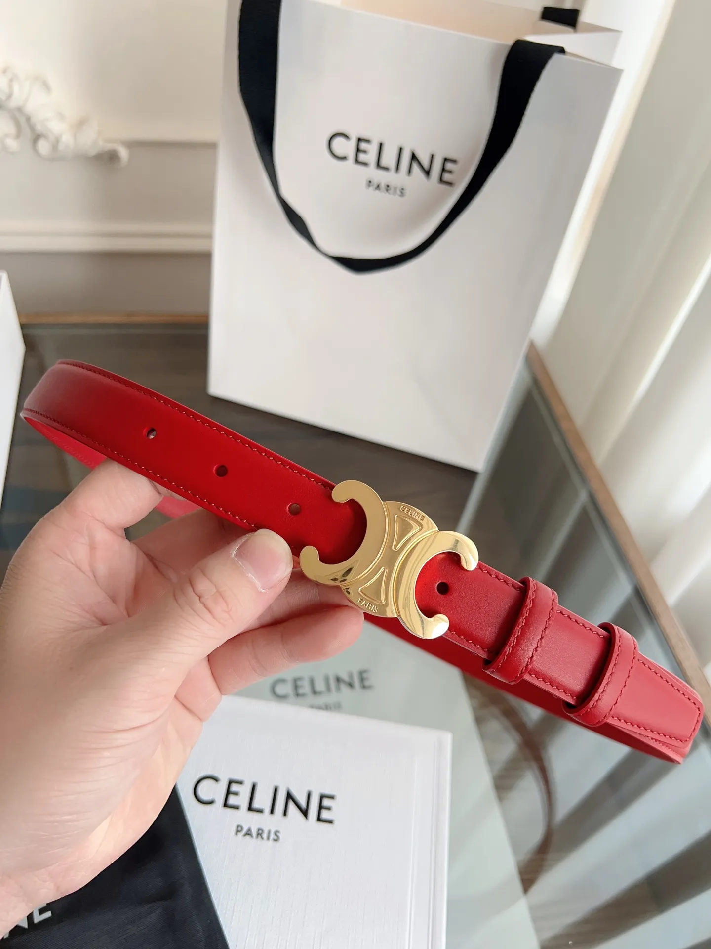 CELINE パリ レディースベルト レッド 凱旋門デザイン - 画像 (6)