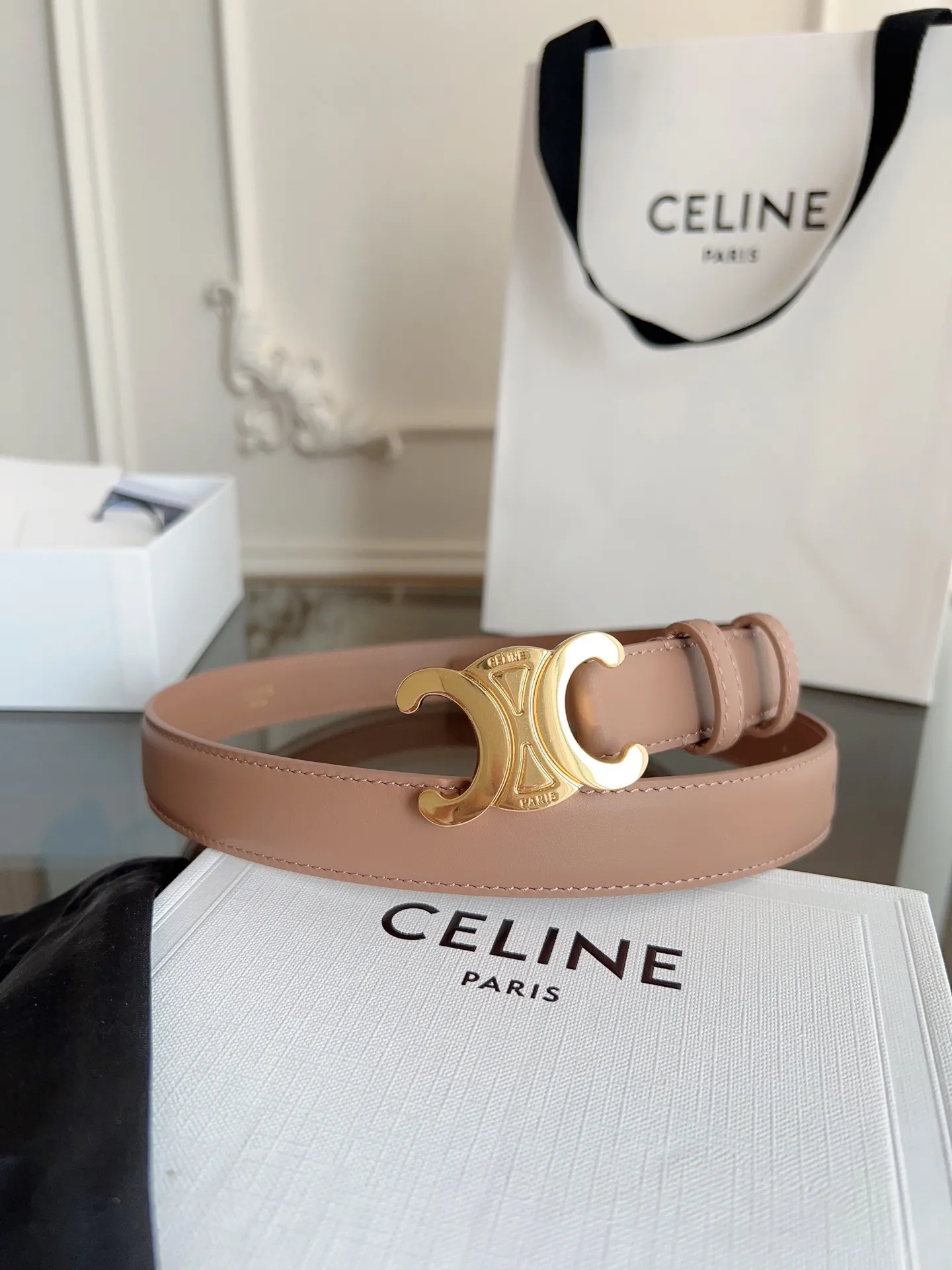 CELINE ヌードピンク小牛皮ベルト