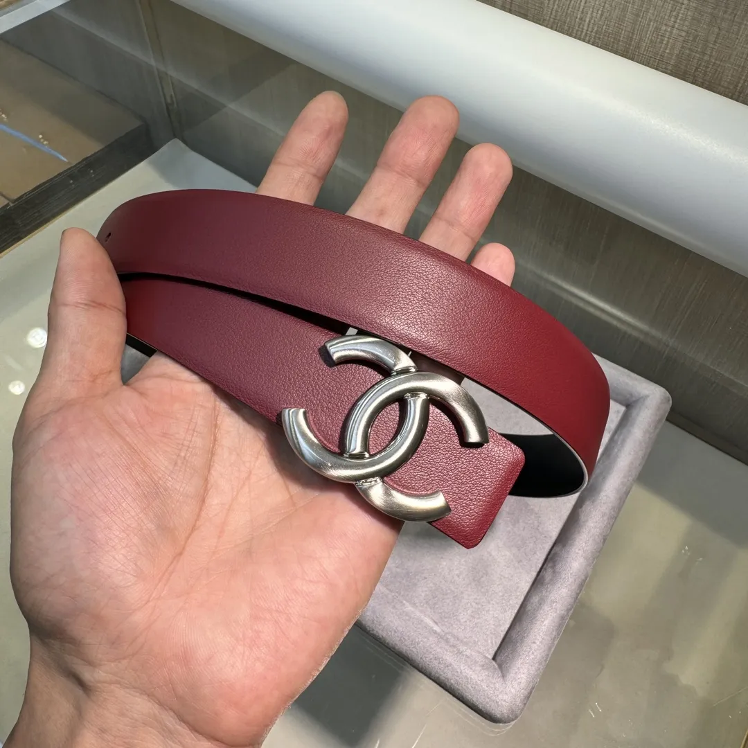 CHANEL新作レッドベルトシルバーバックル - 画像 (6)