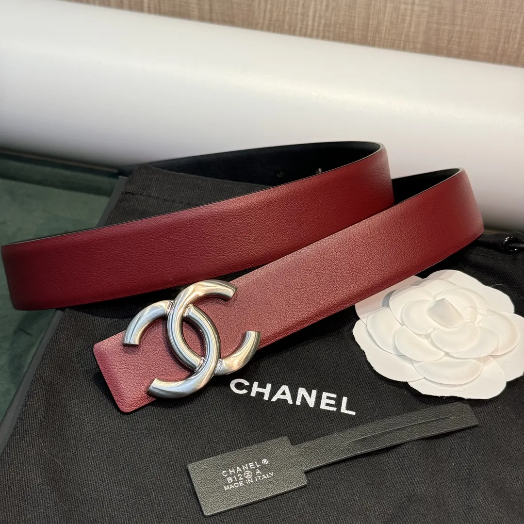 CHANEL高級ベルトゴールドカラーロゴデザイン - 画像 (8)