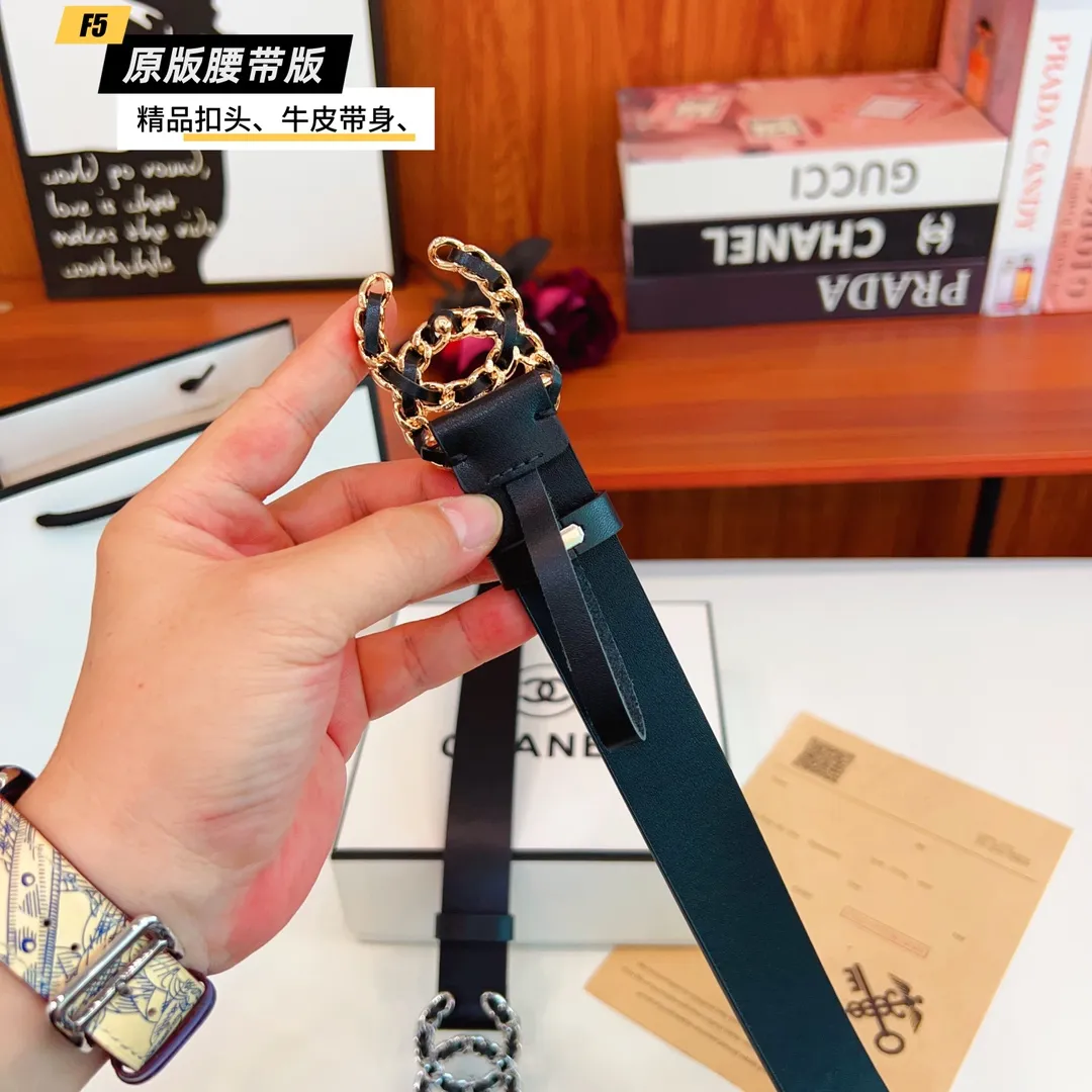 シャネル 黒 レザーベルト 金銀バックル - 画像 (6)