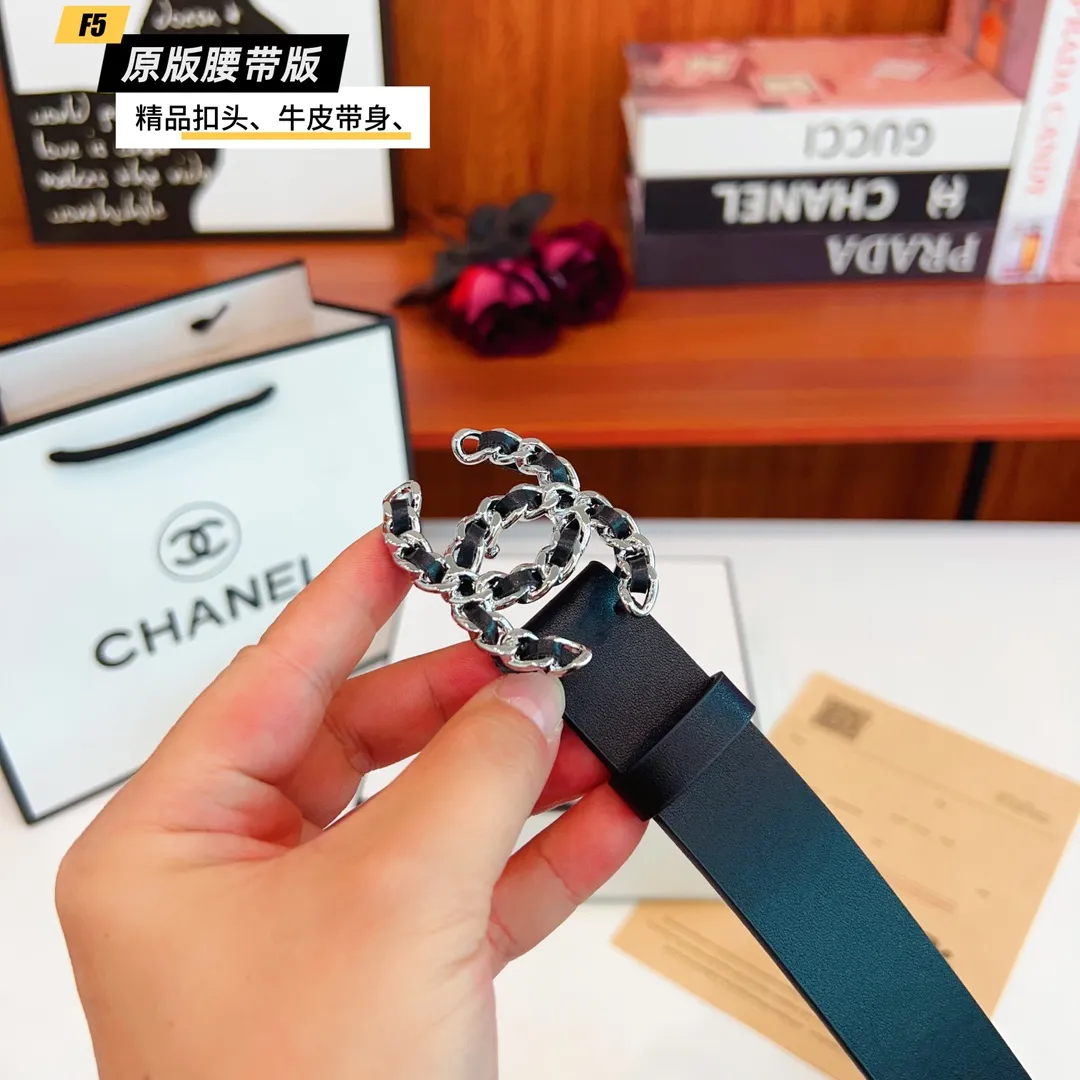 シャネル 黒 レザーベルト 金銀バックル - 画像 (9)