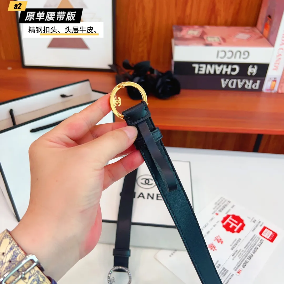 CHANEL 黒レザーベルト シルバー&ゴールドバックル - 画像 (6)