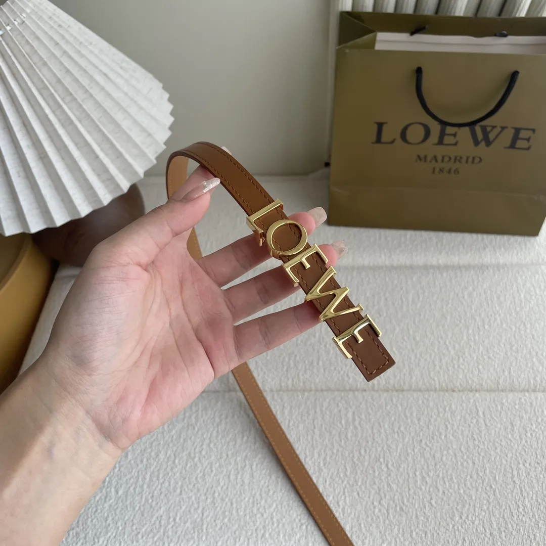 LOEWE 土黄色 スムースレザーベルト