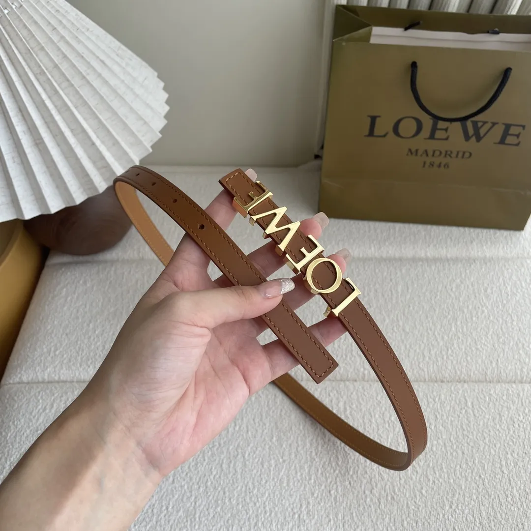LOEWE 土黄色 スムースレザーベルト - 画像 (3)