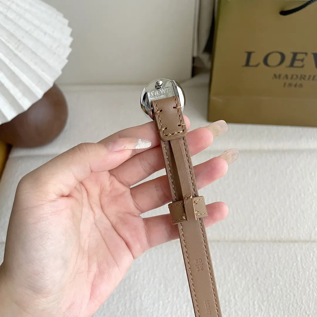 LOEWE新型なめらか牛革ベルトオークカラー1.5 cm - 画像 (4)