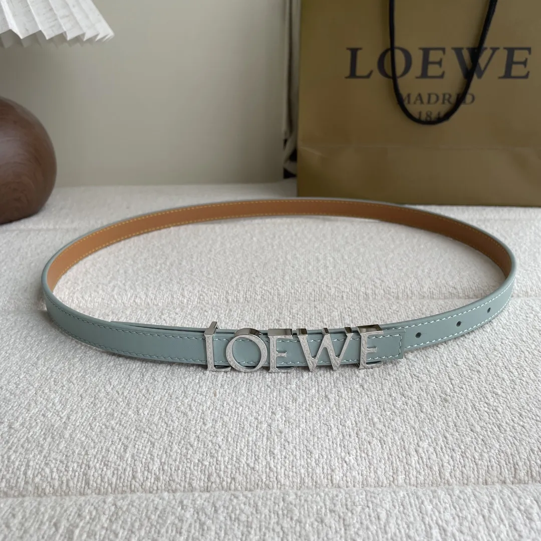 LOEWE 光滑牛革ベルト 氷河ブルー 1.5cm幅 - 画像 (6)