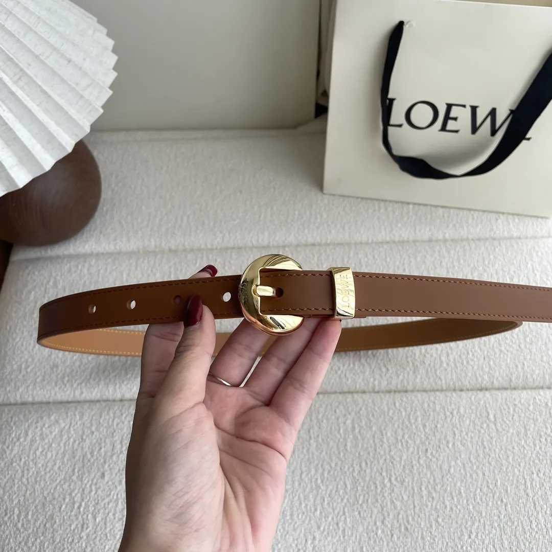 LOEWE Pebbleベルト 土黄色 2cm幅 - 画像 (5)