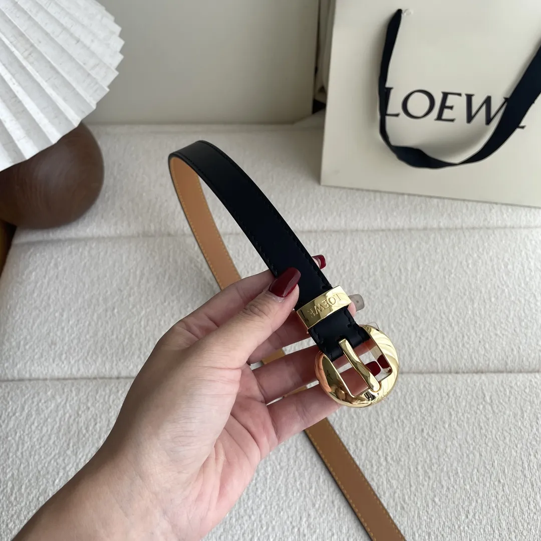 LOEWE黒色ベルト 2cm 幅