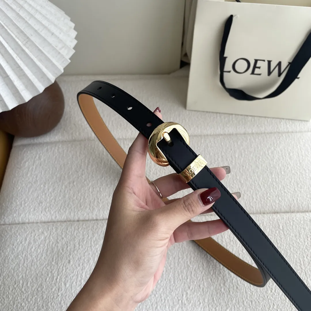 LOEWE黒色ベルト 2cm 幅 - 画像 (6)
