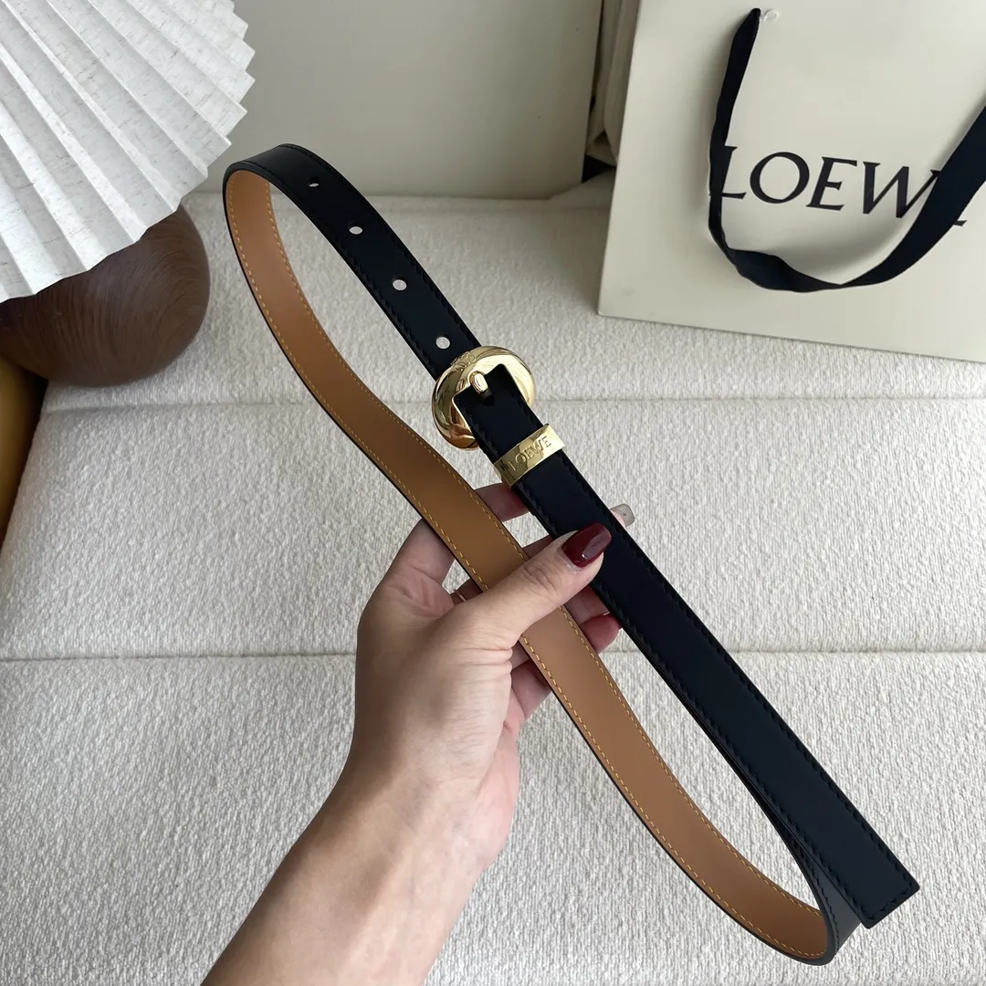LOEWE黒色ベルト 2cm 幅 - 画像 (7)
