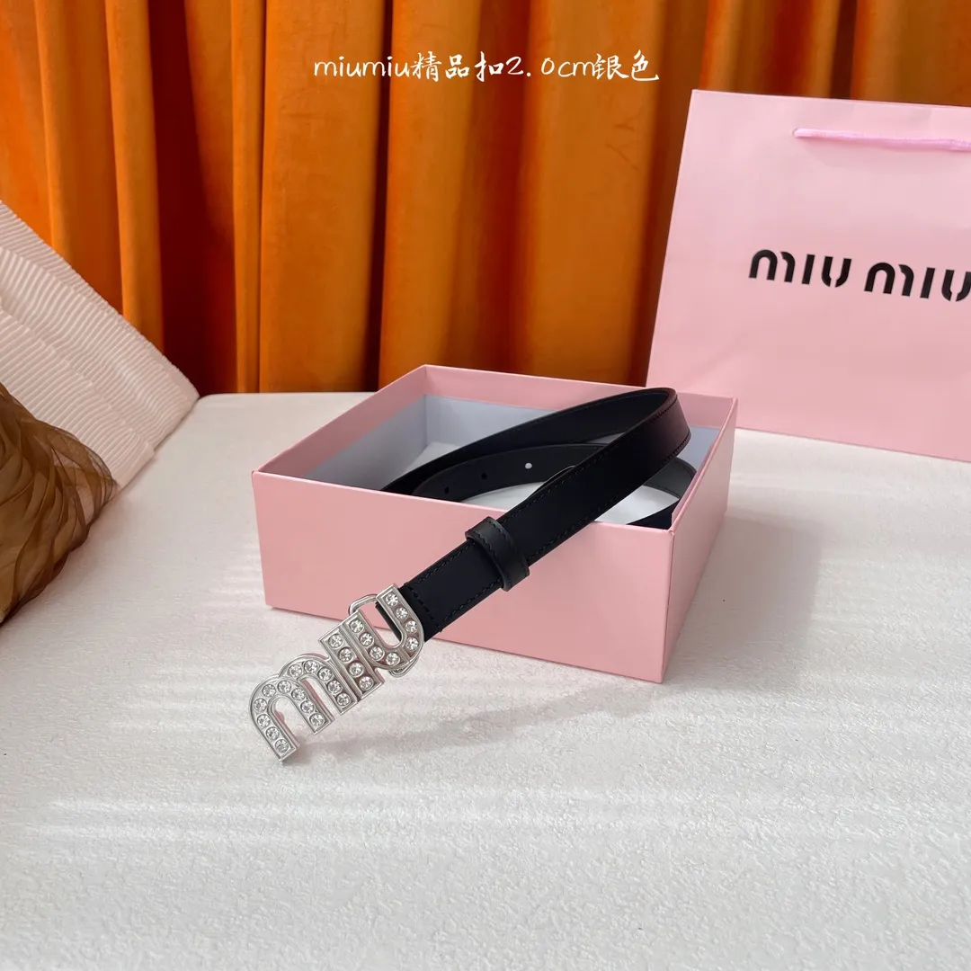 Miu Miu ブラック レザーベルト