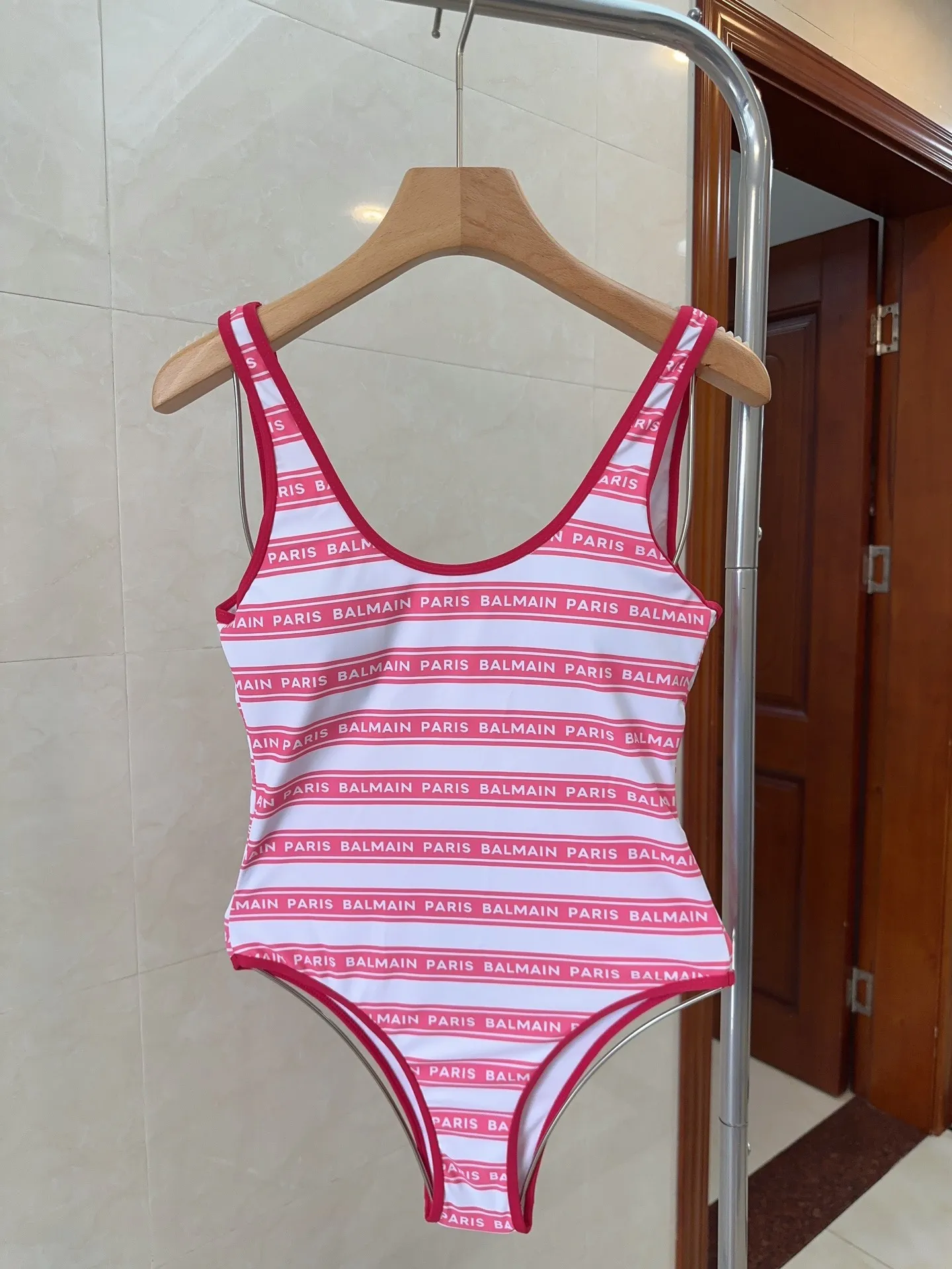 ピエールバルマン レッドストライプ ワンピース水着