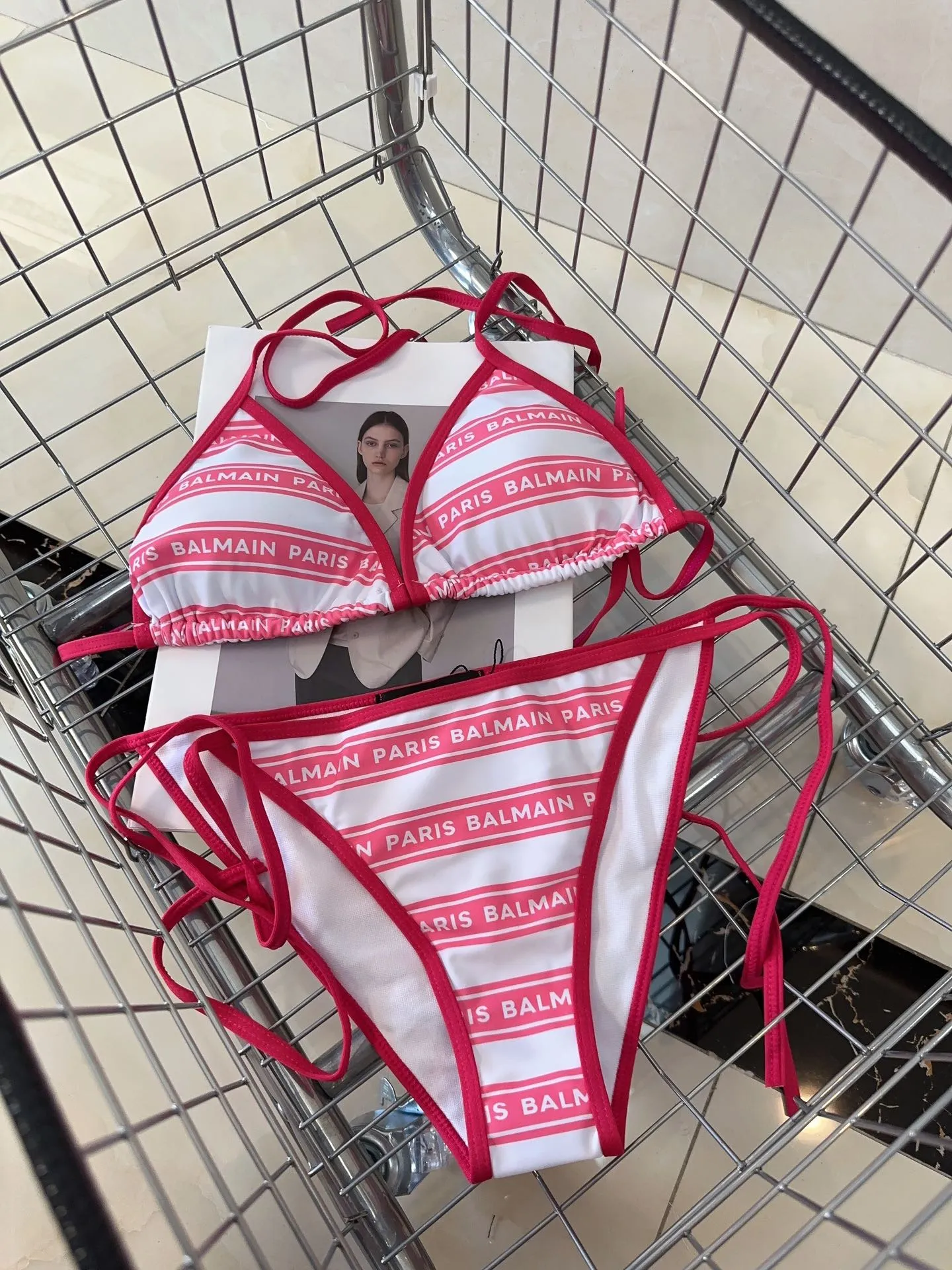 BALMAIN PARIS ピンクと白のストライプビキニ