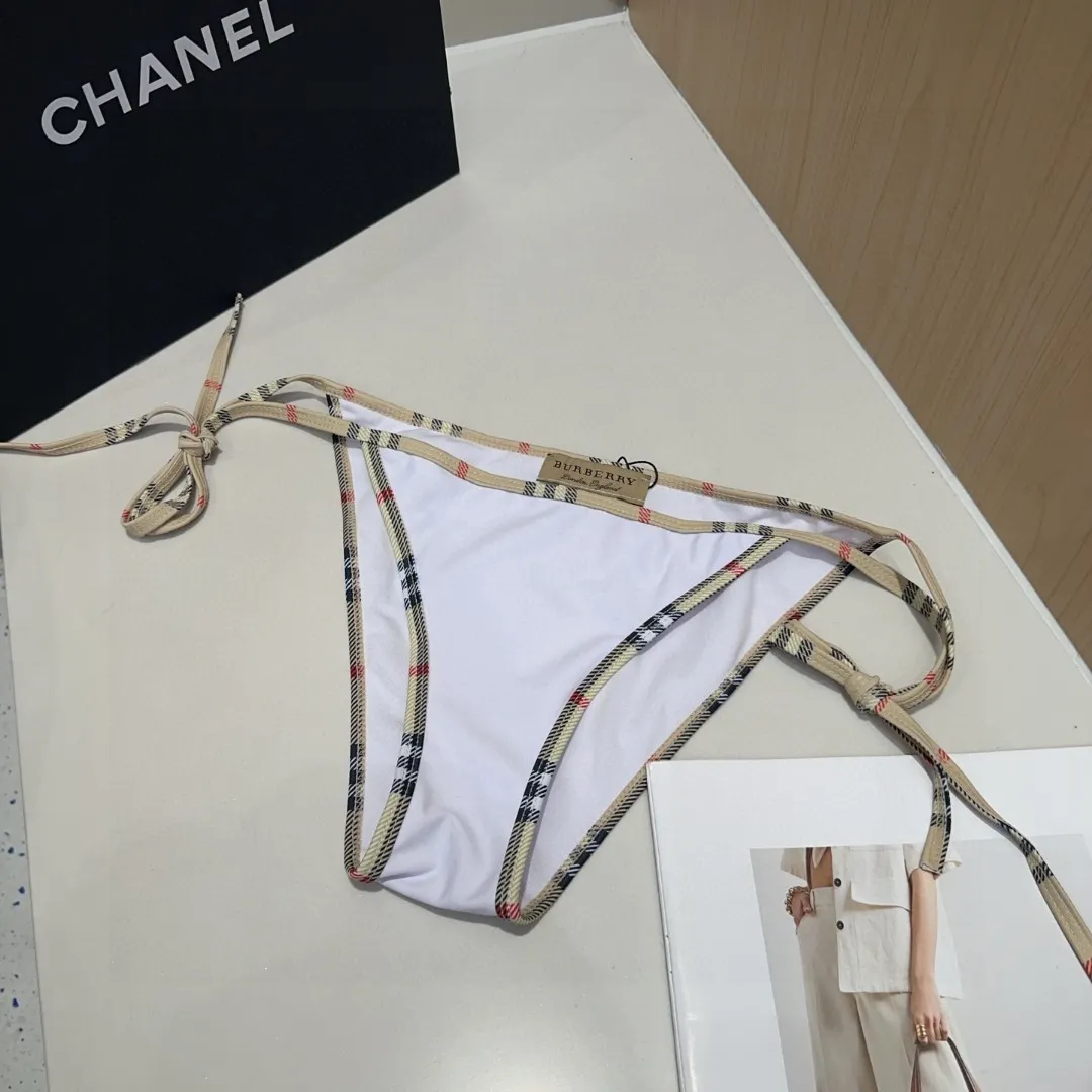 BURBERRY白ビキニトライアングルトップ - 画像 (6)