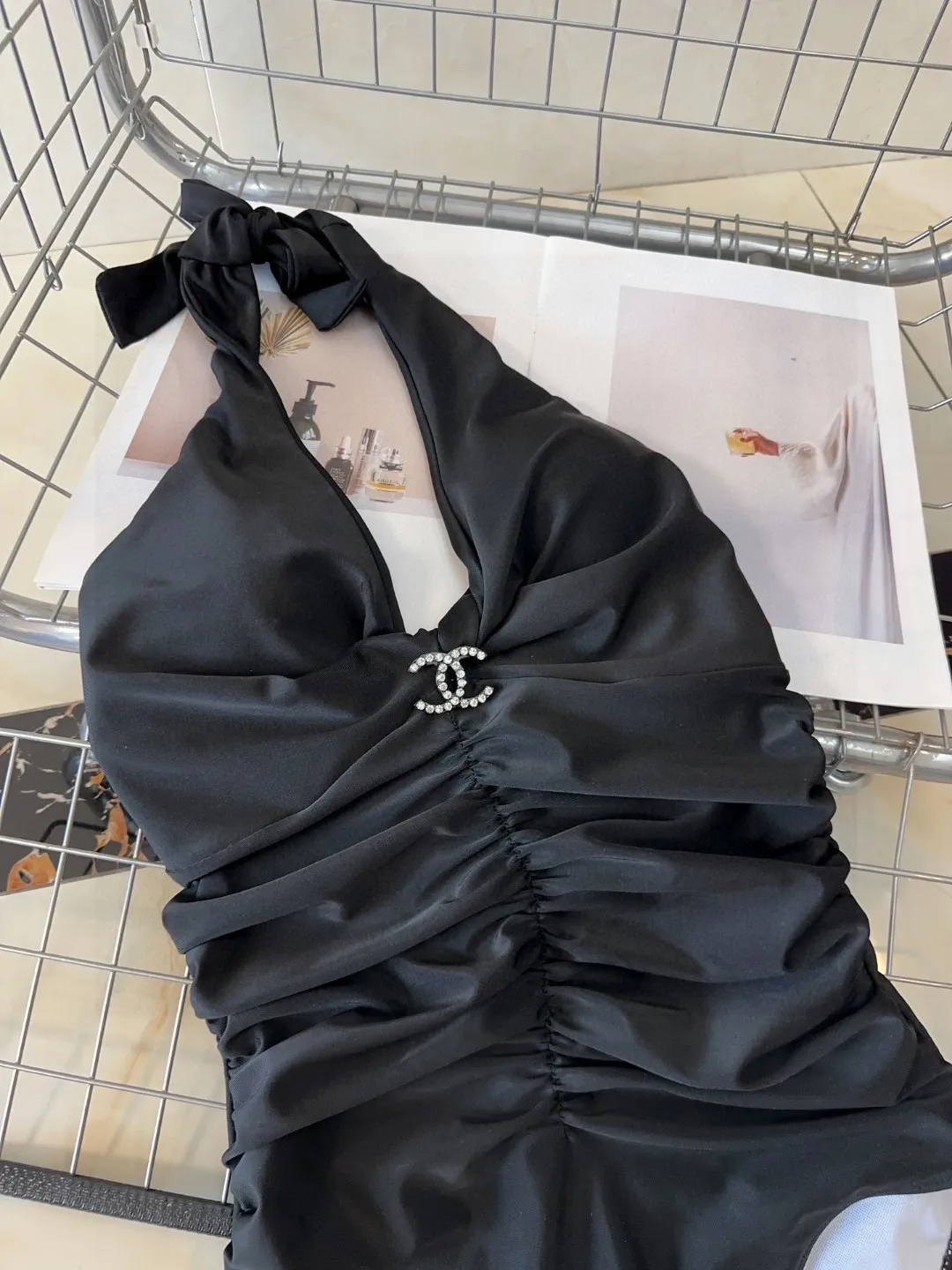 CHANEL黒ワンピース水着ハALTERネック - 画像 (9)