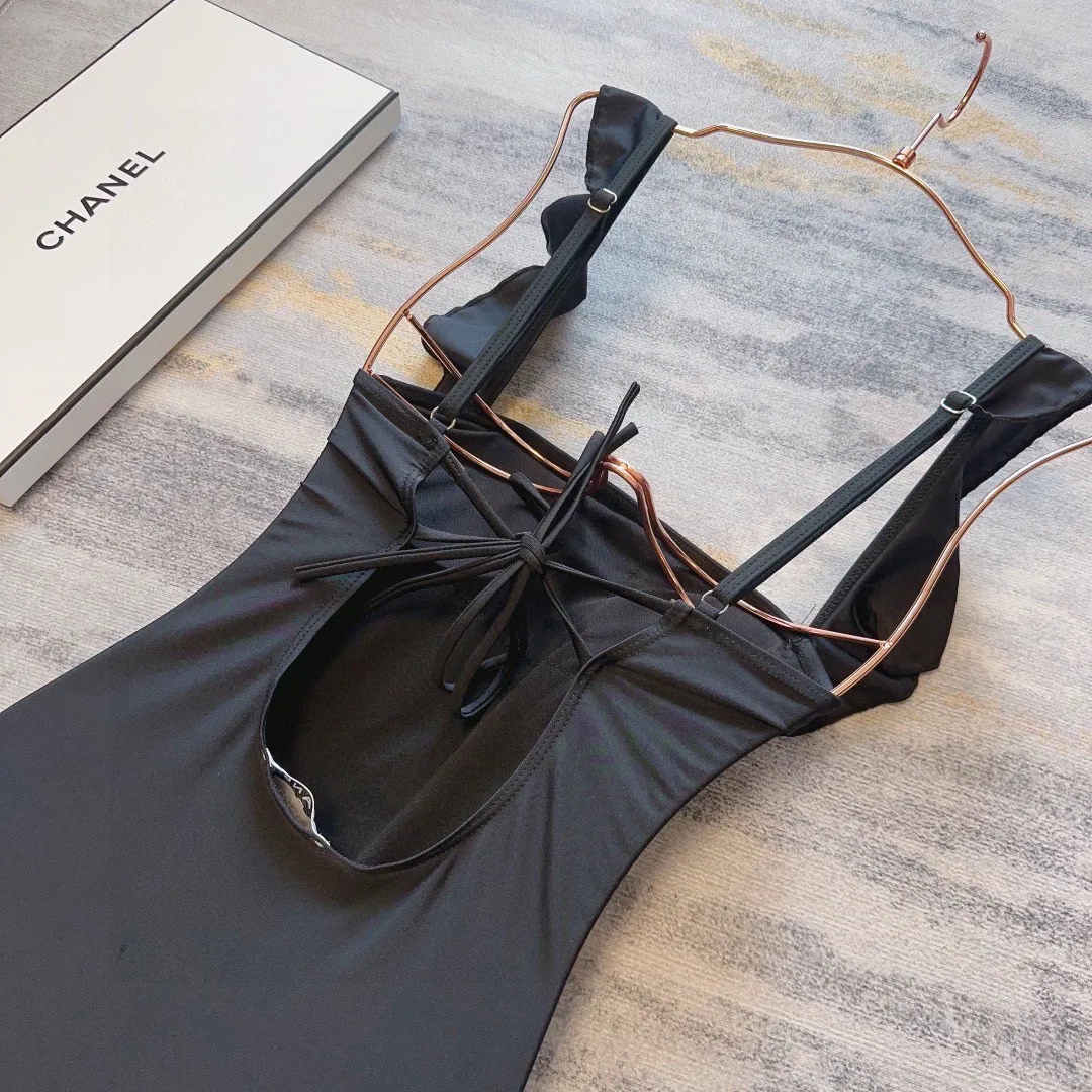 CHANEL黒ワンピース水着フリルデザインSML - 画像 (6)