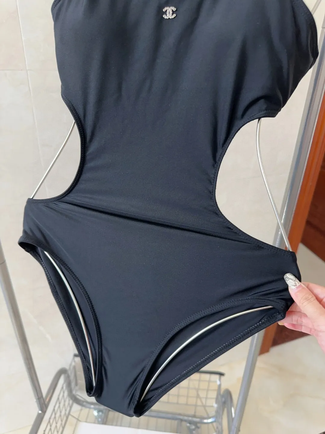 CHANEL黒ワンピース水着SMLサイズ - 画像 (6)