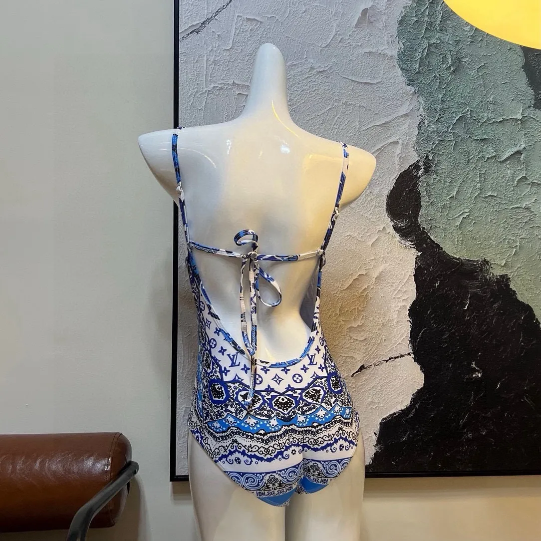 Louis Vuitton ブルー柄 ワンピース水着 - 画像 (4)