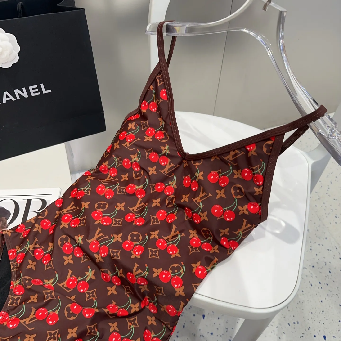 Louis Vuitton 赤チェリープリント水着ワンピース - 画像 (5)