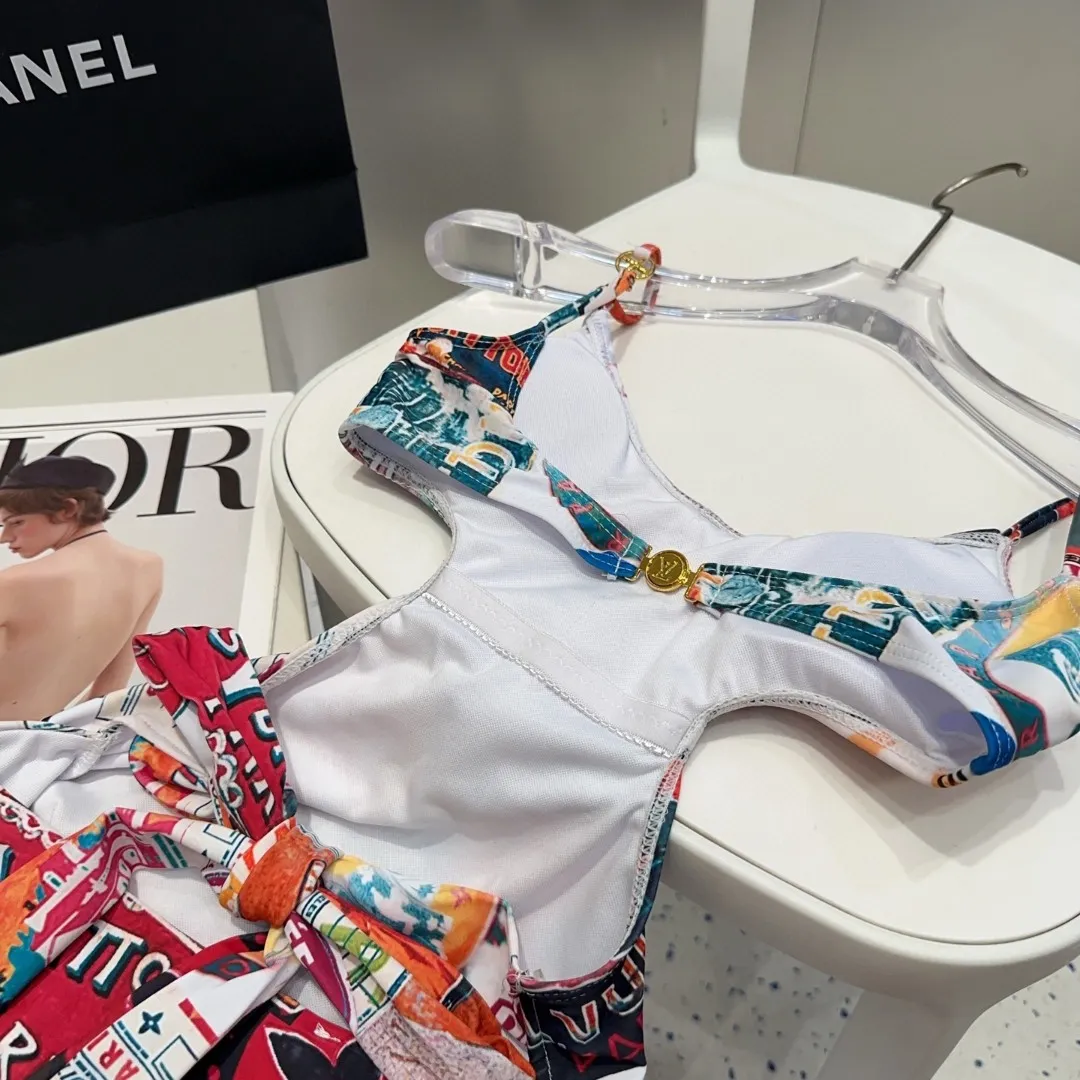 Louis Vuitton カラフルプリントビキニ SML - 画像 (9)