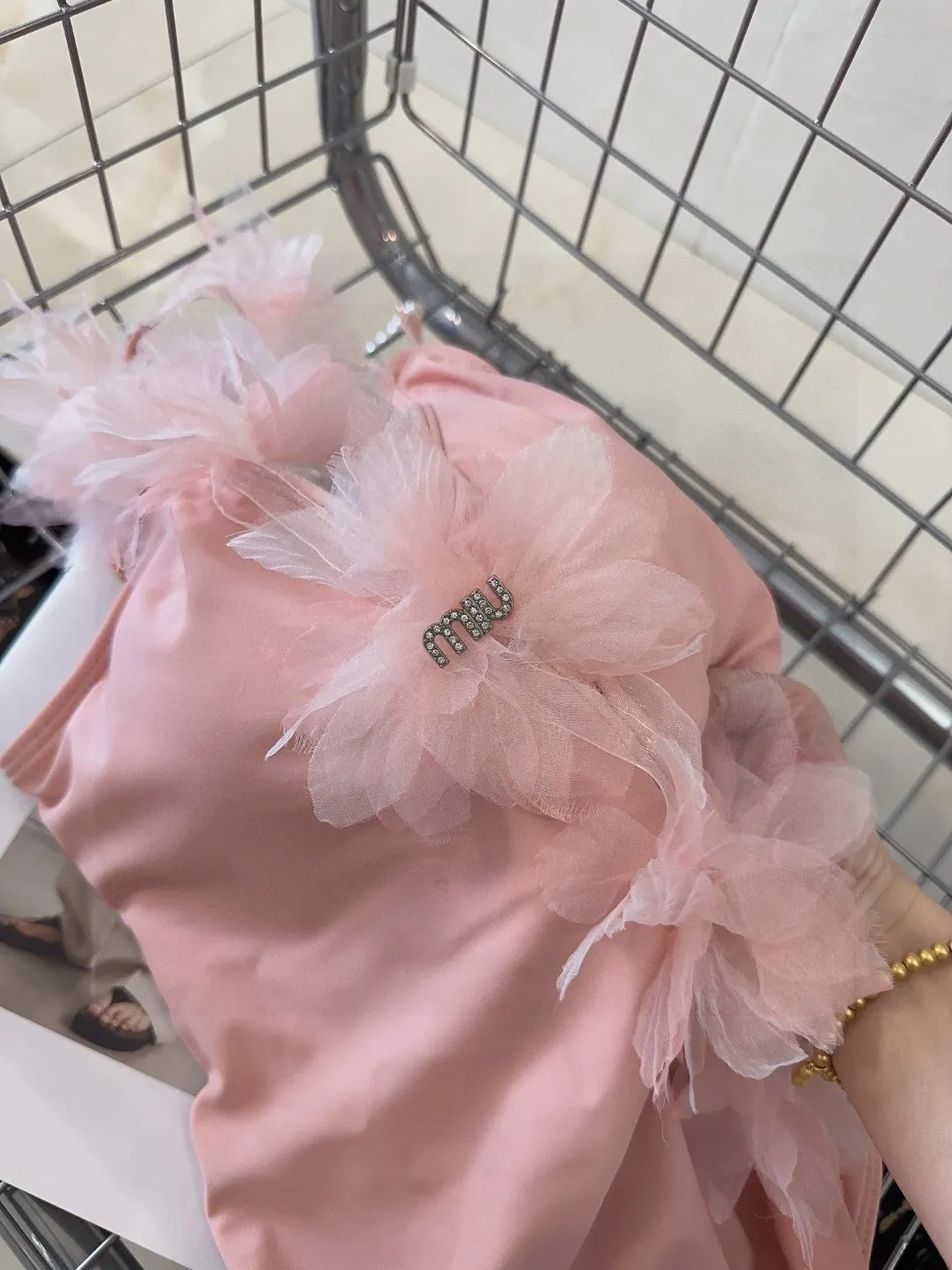 MIUMIU ピンクフラワーワンピース水着 - 画像 (9)