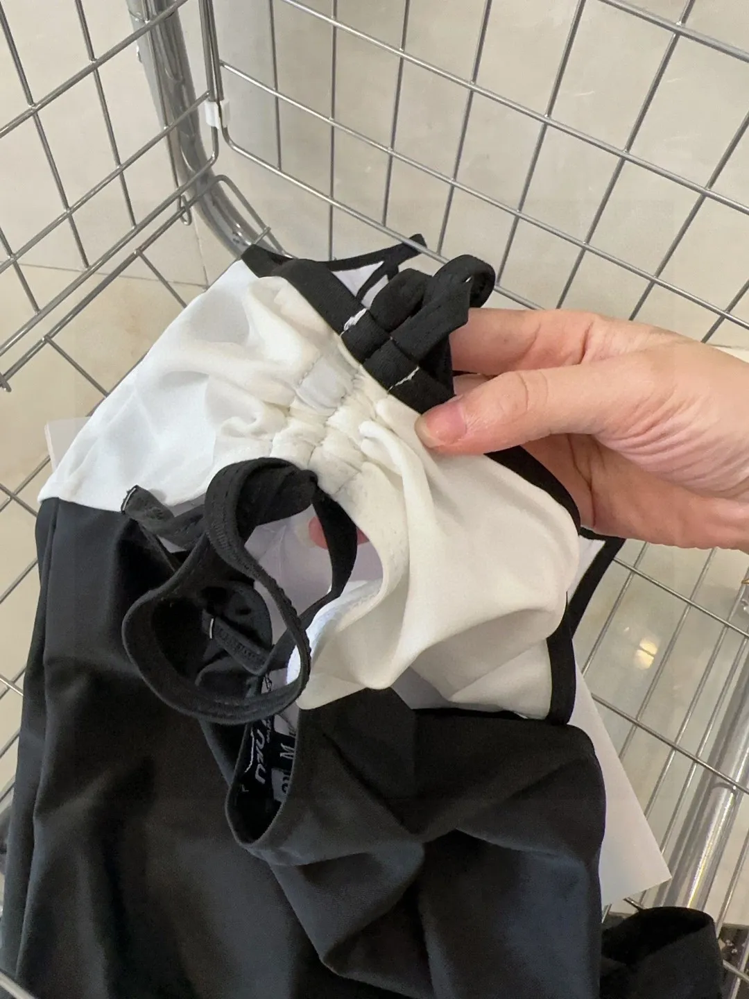 MiuMiu缪缪 白黒 スイムスーツ P110スタイル - 画像 (9)