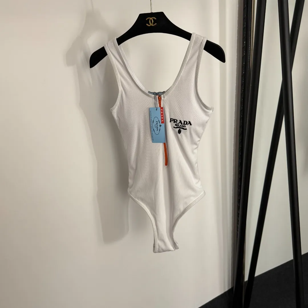 Prada新款ロゴ刺繍半ジップワンピース水着黒S-XL - 画像 (4)