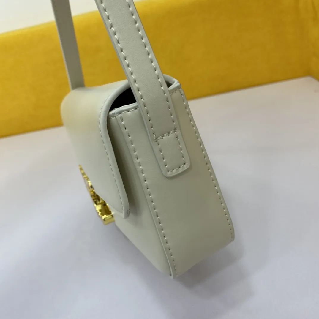 CELINE 2021 LOGO 白 クラシックボックスバッグ - 画像 (7)