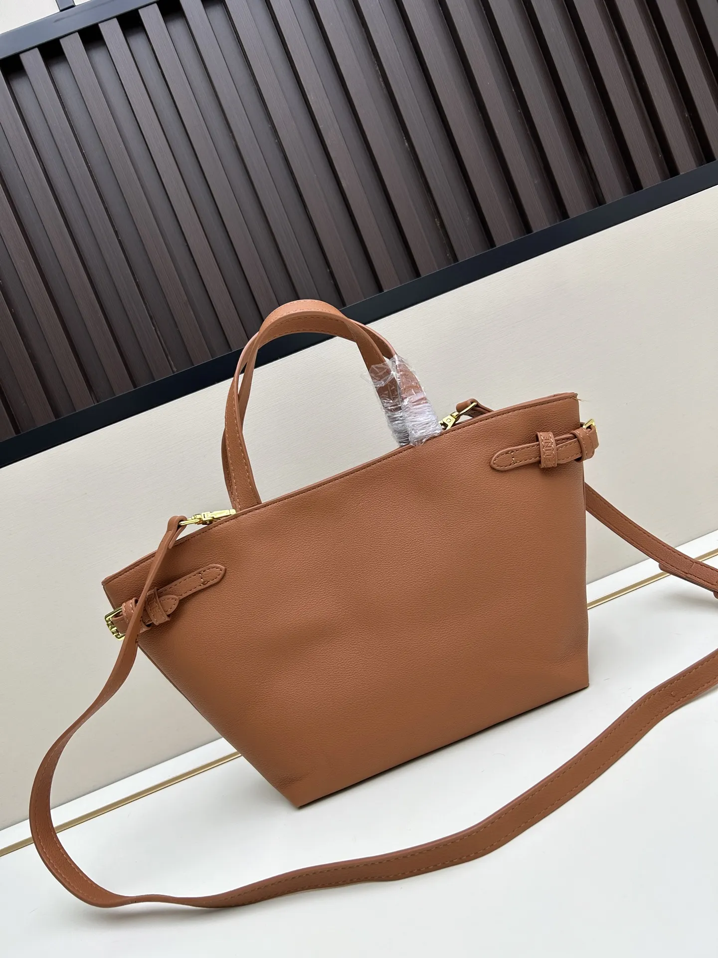 CELINE ケ旋トートバッグ 茶色 3022-1 - 画像 (4)