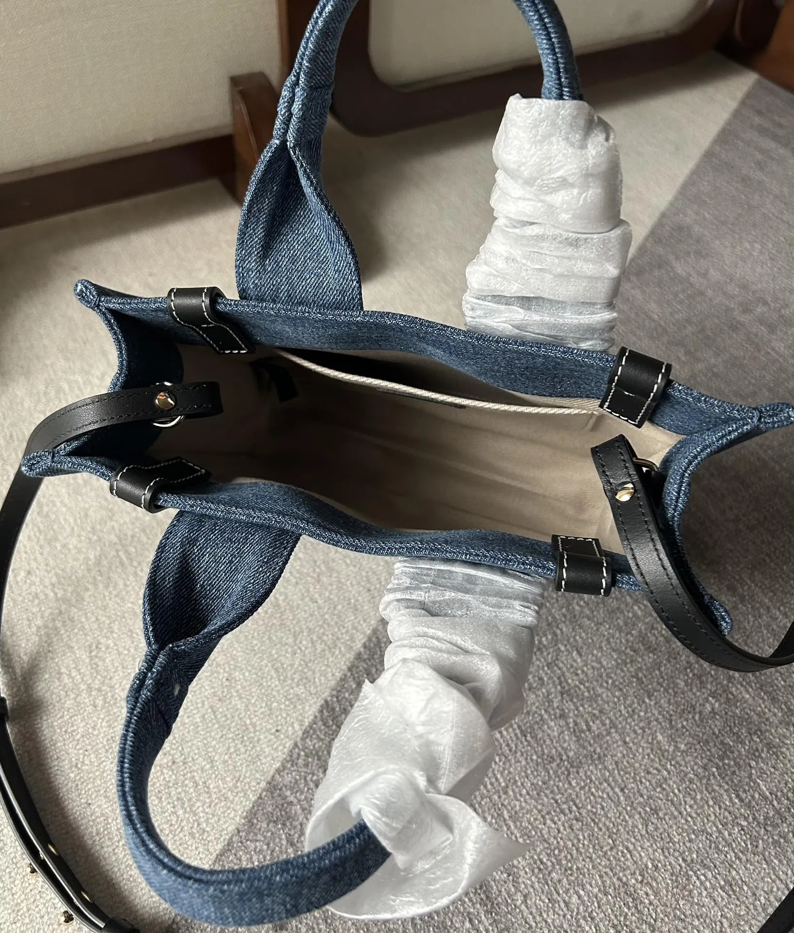 Chloé ブルー デニム ウッディトートバッグ - 画像 (8)