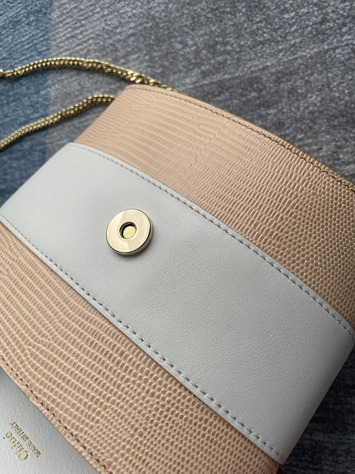 Chloé ABY LOCK 小号手袋 ピンク クロコ型押し - 画像 (7)