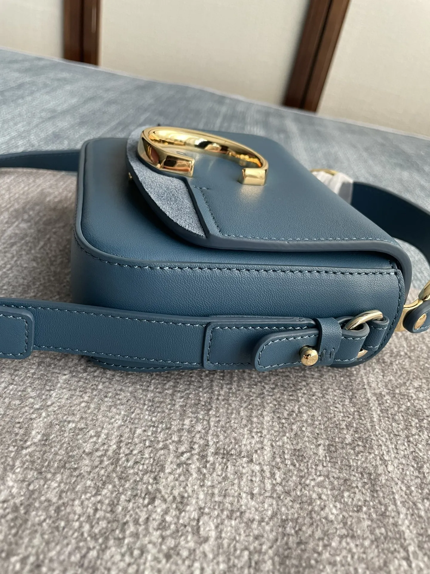 Chloé C Bag ブルー 斜めがけバッグ - 画像 (4)