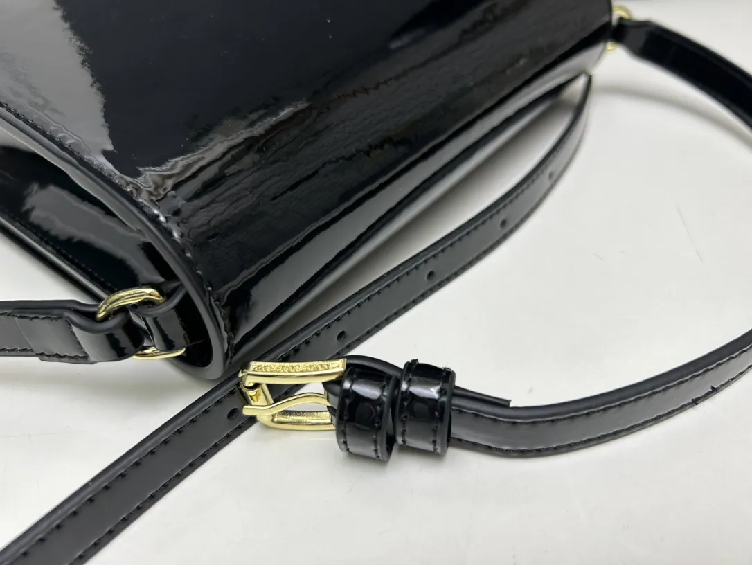 Dolce & Gabbana ブラック 漆皮バッグ - 画像 (8)