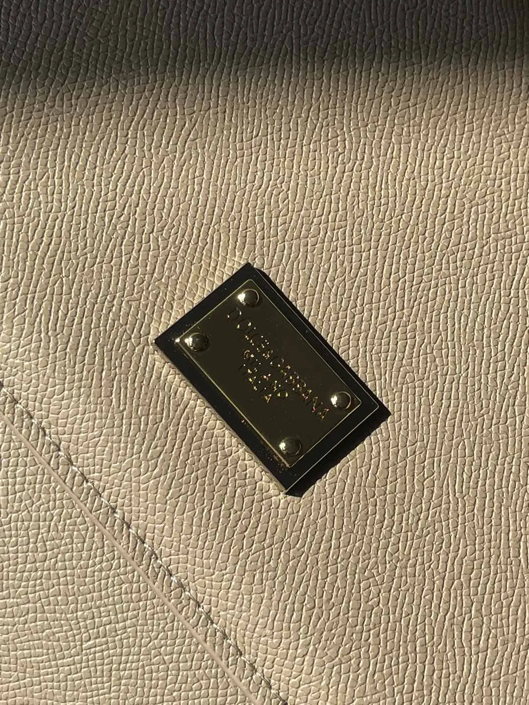 Dolce&Gabbana ベージュ ハンドバッグ 2021新作 - 画像 (5)