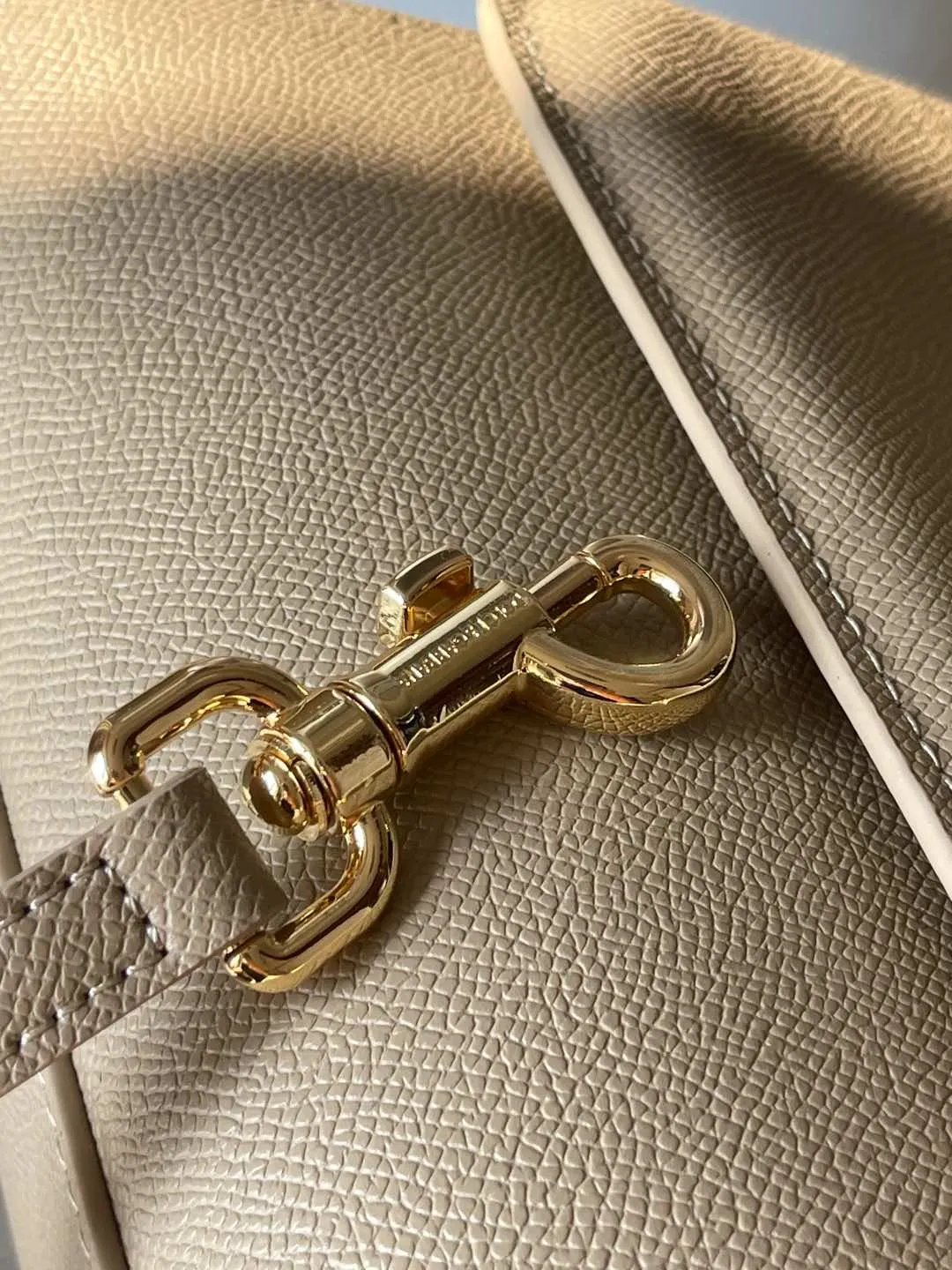 Dolce&Gabbana ベージュ ハンドバッグ 2021新作 - 画像 (6)