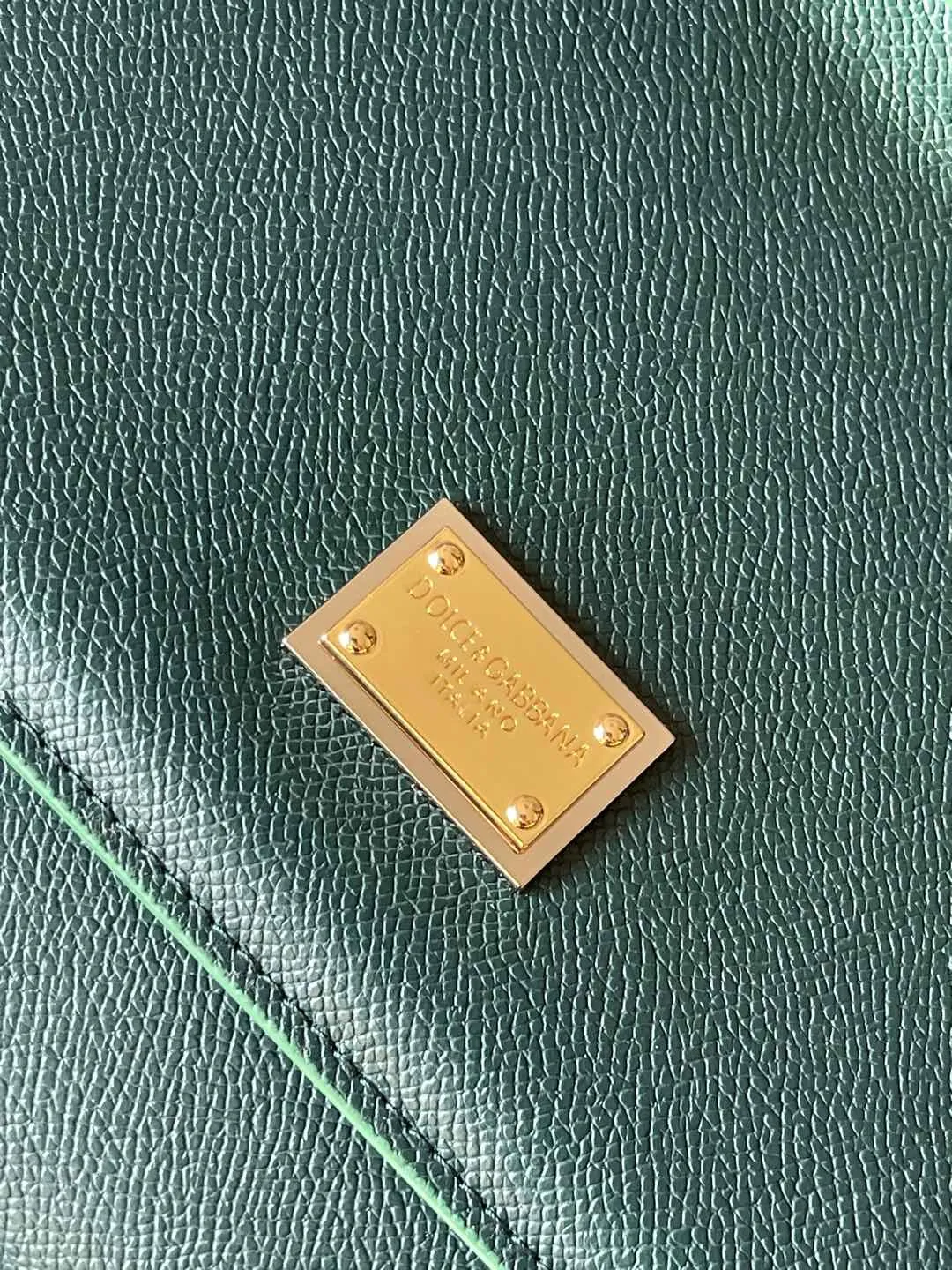 Dolce&Gabbana グリーン斜めがけバッグ - 画像 (5)