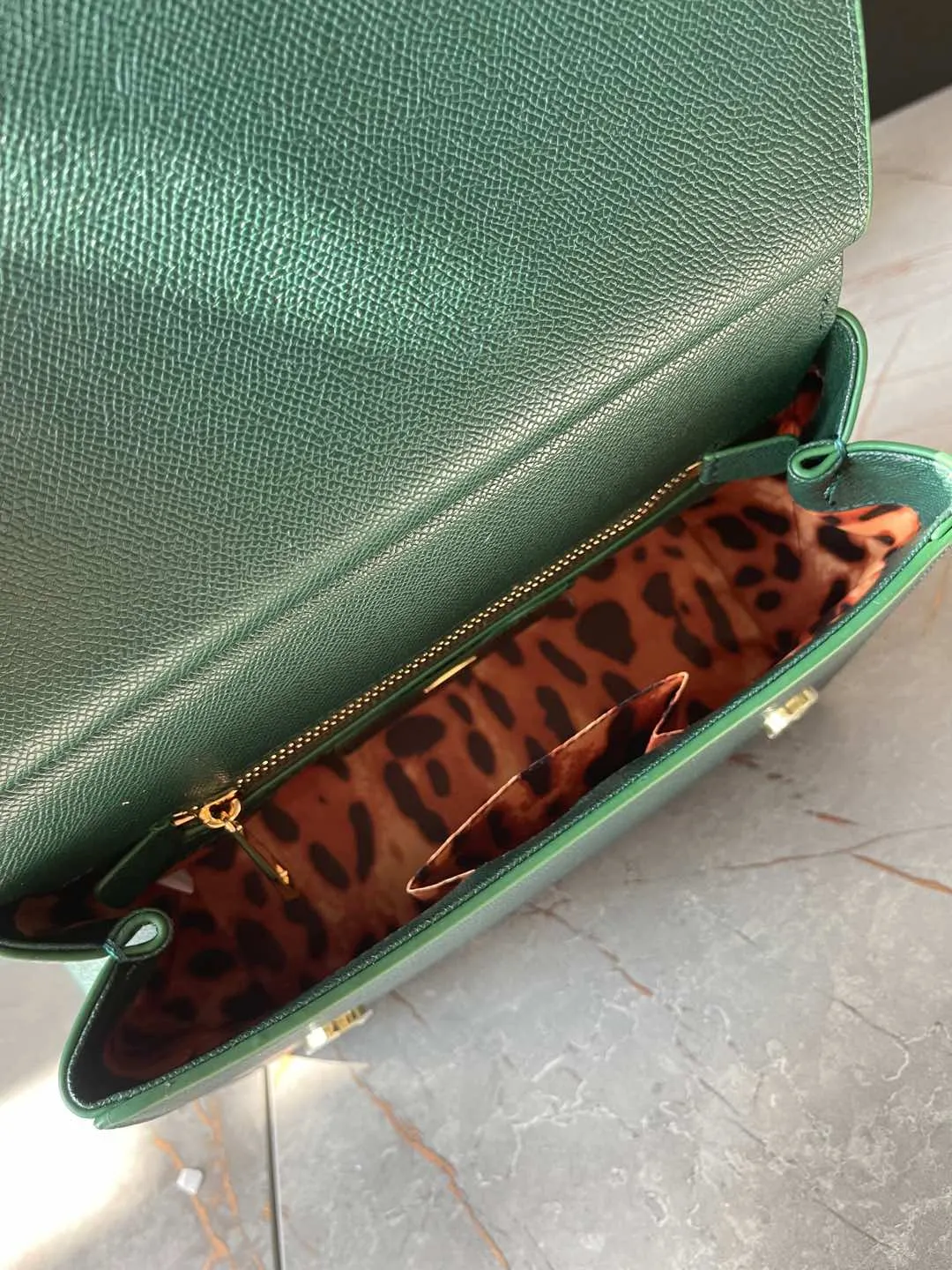 Dolce&Gabbana グリーン斜めがけバッグ - 画像 (9)