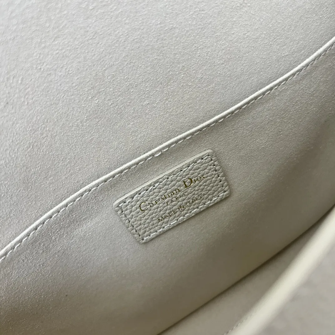 Christian Dior ビージュ ボビー バッグ - 画像 (10)