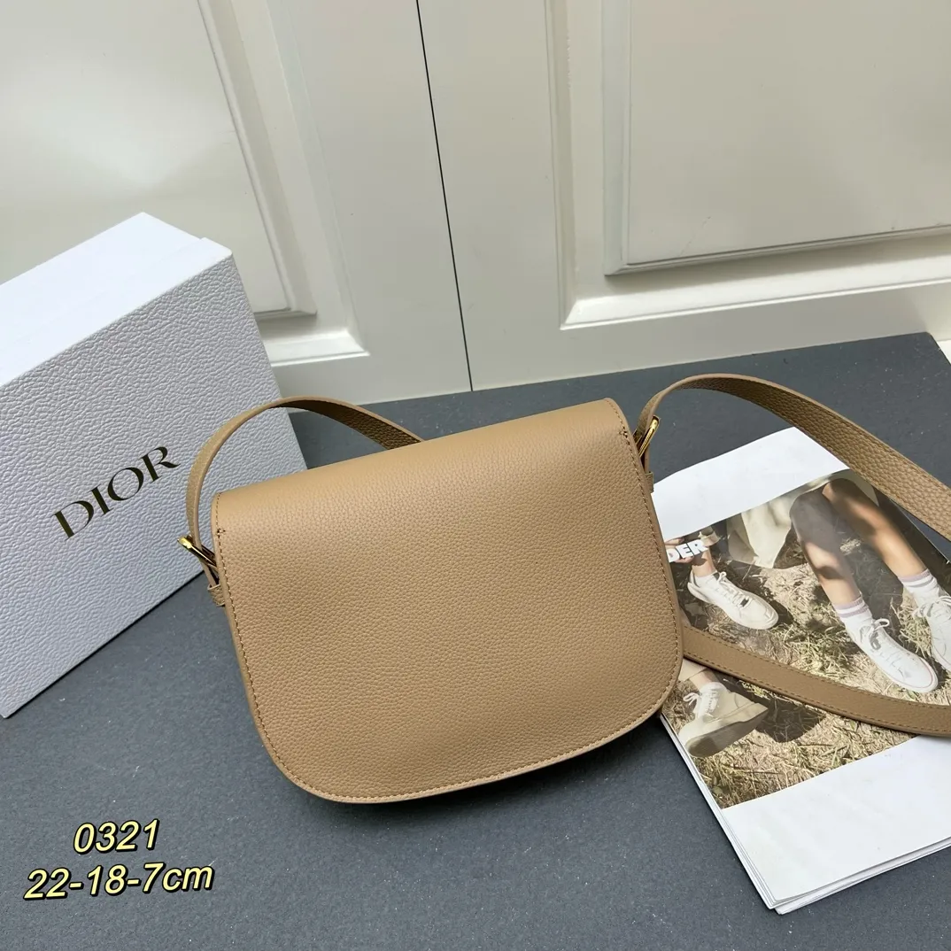 Christian Dior ベージュ 22サイズレトロバッグ - 画像 (3)