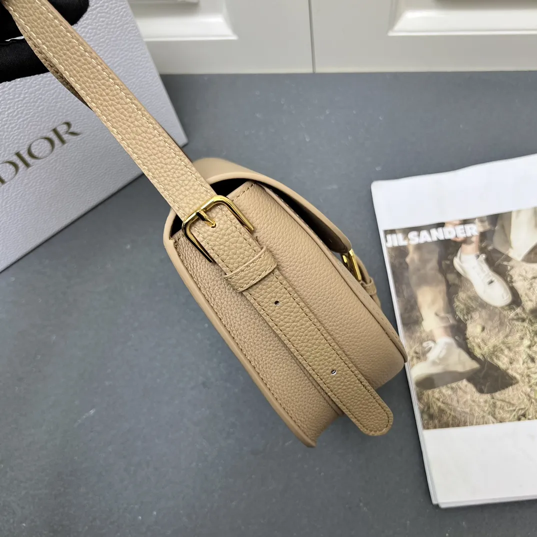 Christian Dior ベージュ 22サイズレトロバッグ - 画像 (6)