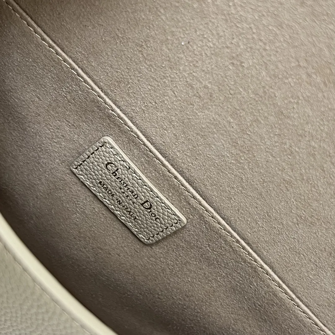 Christian Dior ベージュ 22サイズレトロバッグ - 画像 (10)