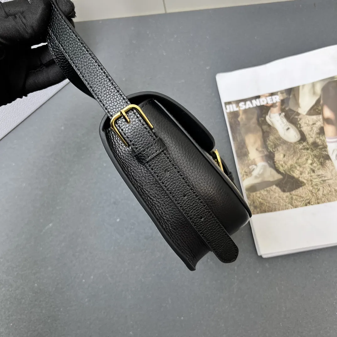 Christian Dior ブラック ボビー バッグ 22サイズ - 画像 (10)