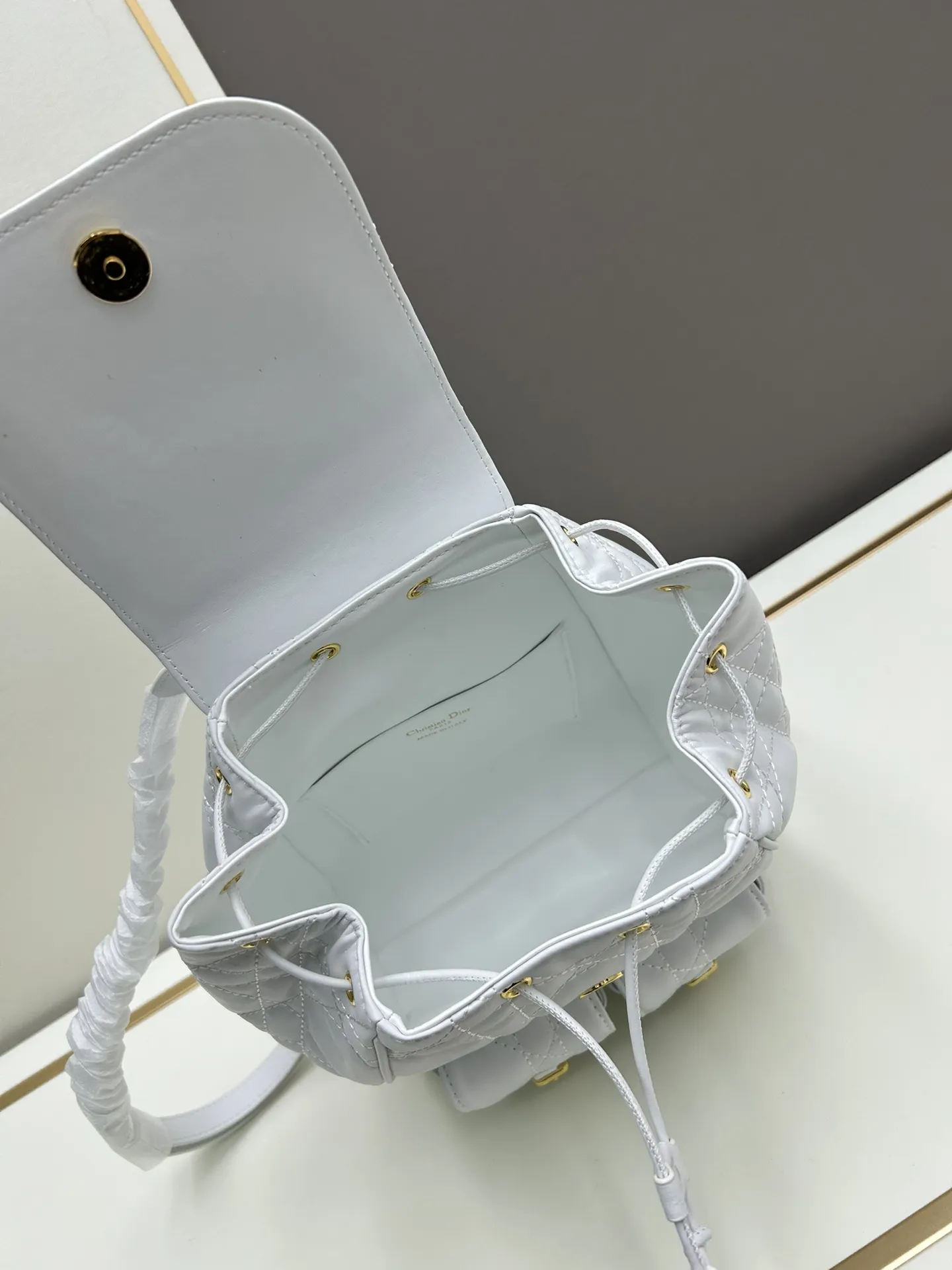 DIORディオール ホワイト CAROバックパック - 画像 (9)