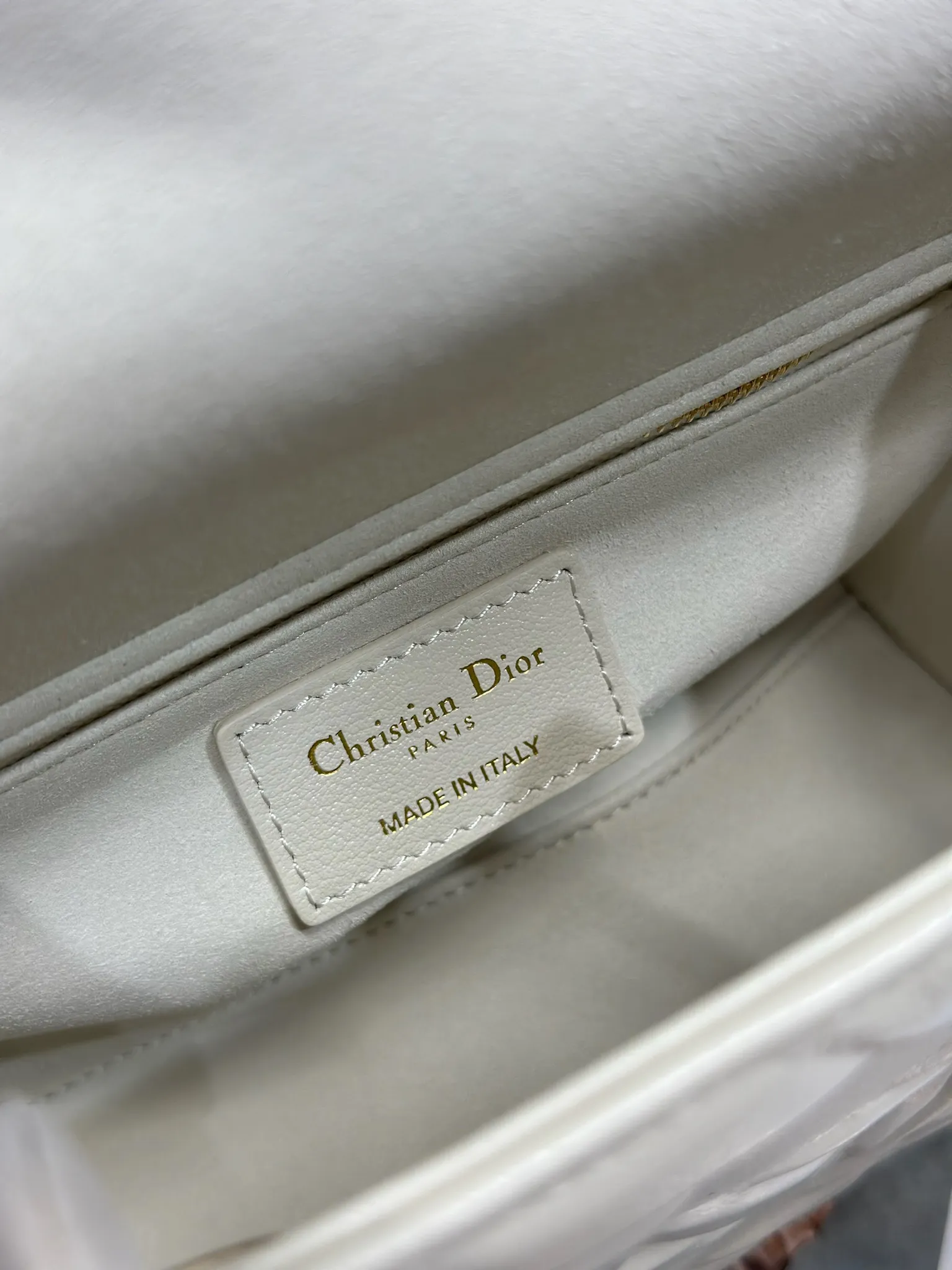 Christian Dior 白圧花菱格 Lady Dior ハンドバッグ - 画像 (9)