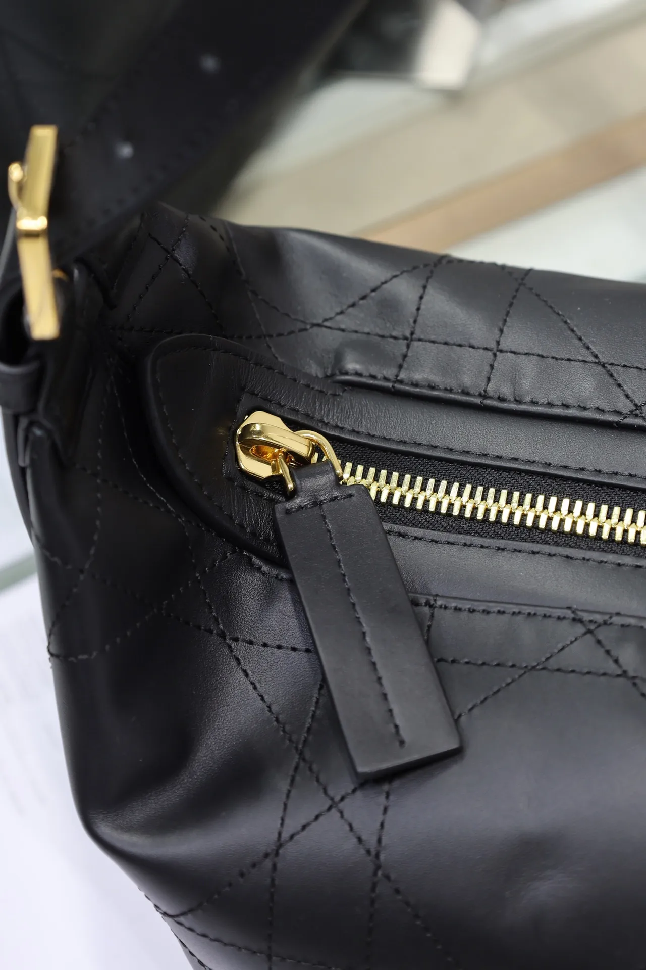 Christian Dior D-Journey 中号手袋 黑色平纹式 - 画像 (6)